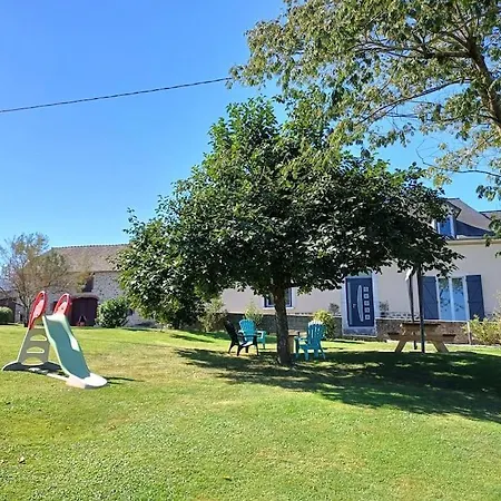 Maison Avec Piscine, Boulodrome Dans Les Pyrenees Tatil Evi *