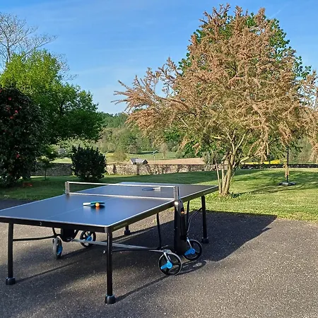 Maison Avec Piscine, Boulodrome Dans Les Pyrénées * Asson
