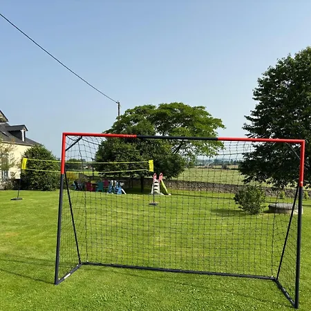 Tatil Evi Maison Avec Piscine, Boulodrome Dans Les Pyrenees