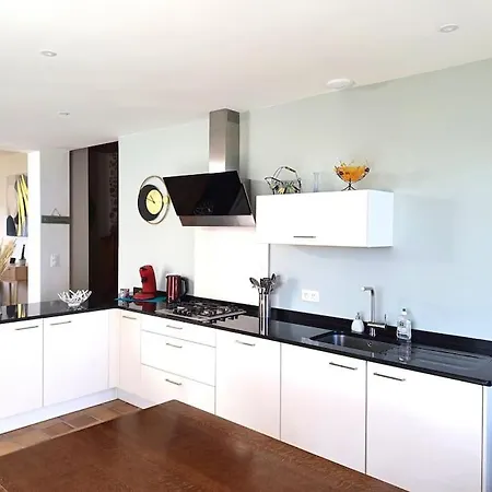 Maison Avec Piscine, Boulodrome Dans Les Pyrenees * Asson