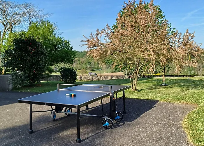 Maison Avec Piscine, Boulodrome Dans Les Pyrenees * Asson